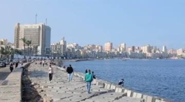 تقلبات جوية مفاجئة.. الأرصاد تحذر سكان 5 محافظات من طقس الإثنين بالجمهورية